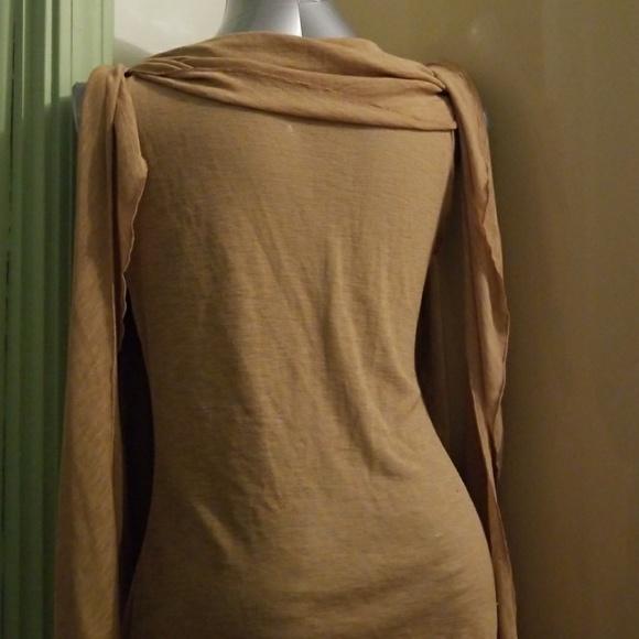 Top - Picture 6 of 7